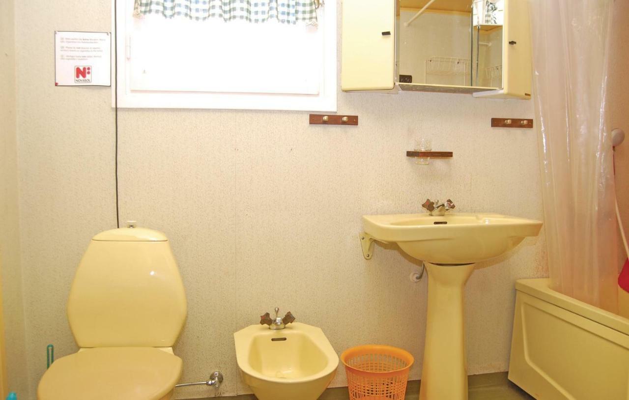 3 Bedroom Amazing Home In Lnsboda Falsehult エクステリア 写真